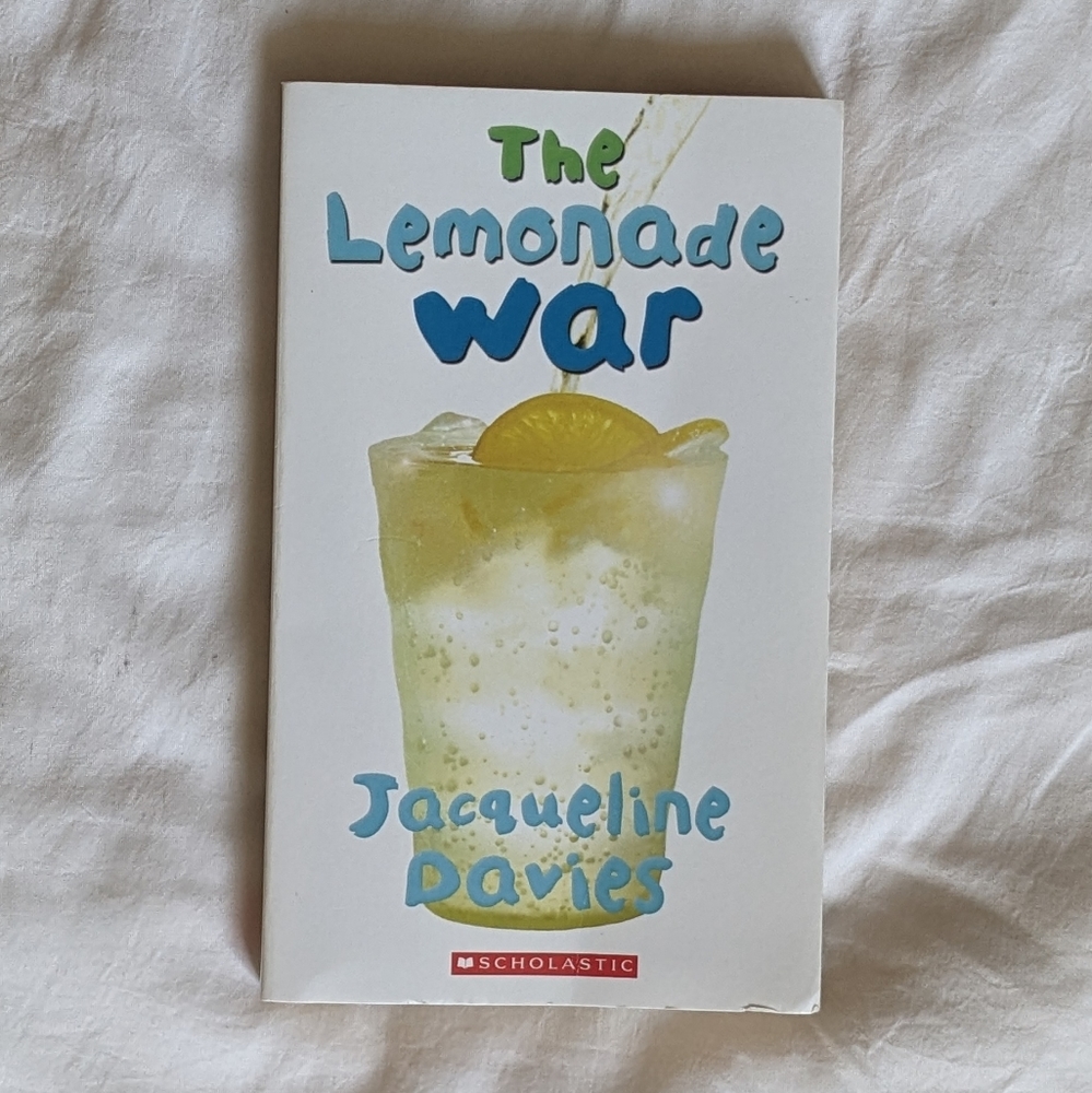 💥 The Lemonade War by Jacqueline Davies